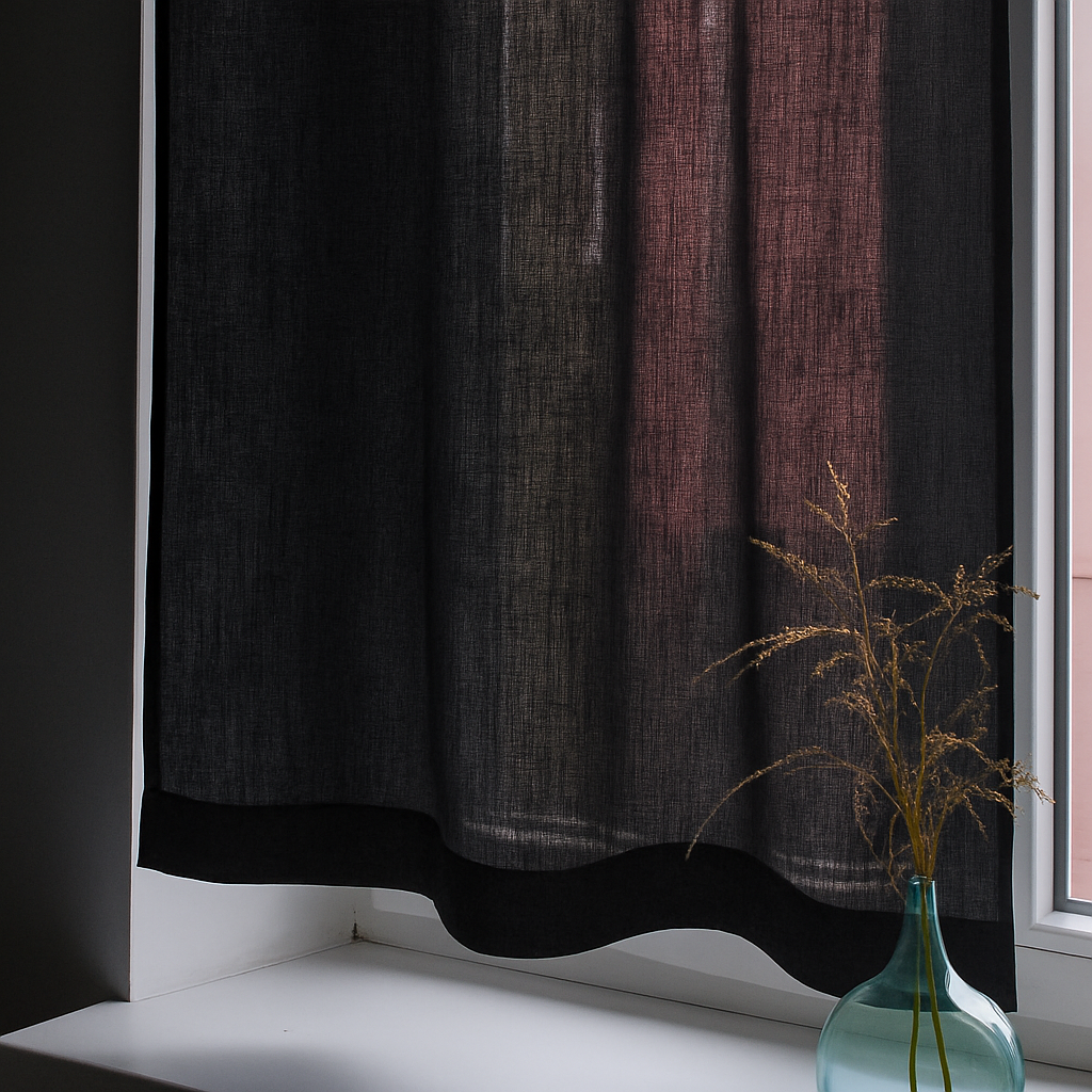 NEBELGOLD Kurzer Vorhang Schwarz